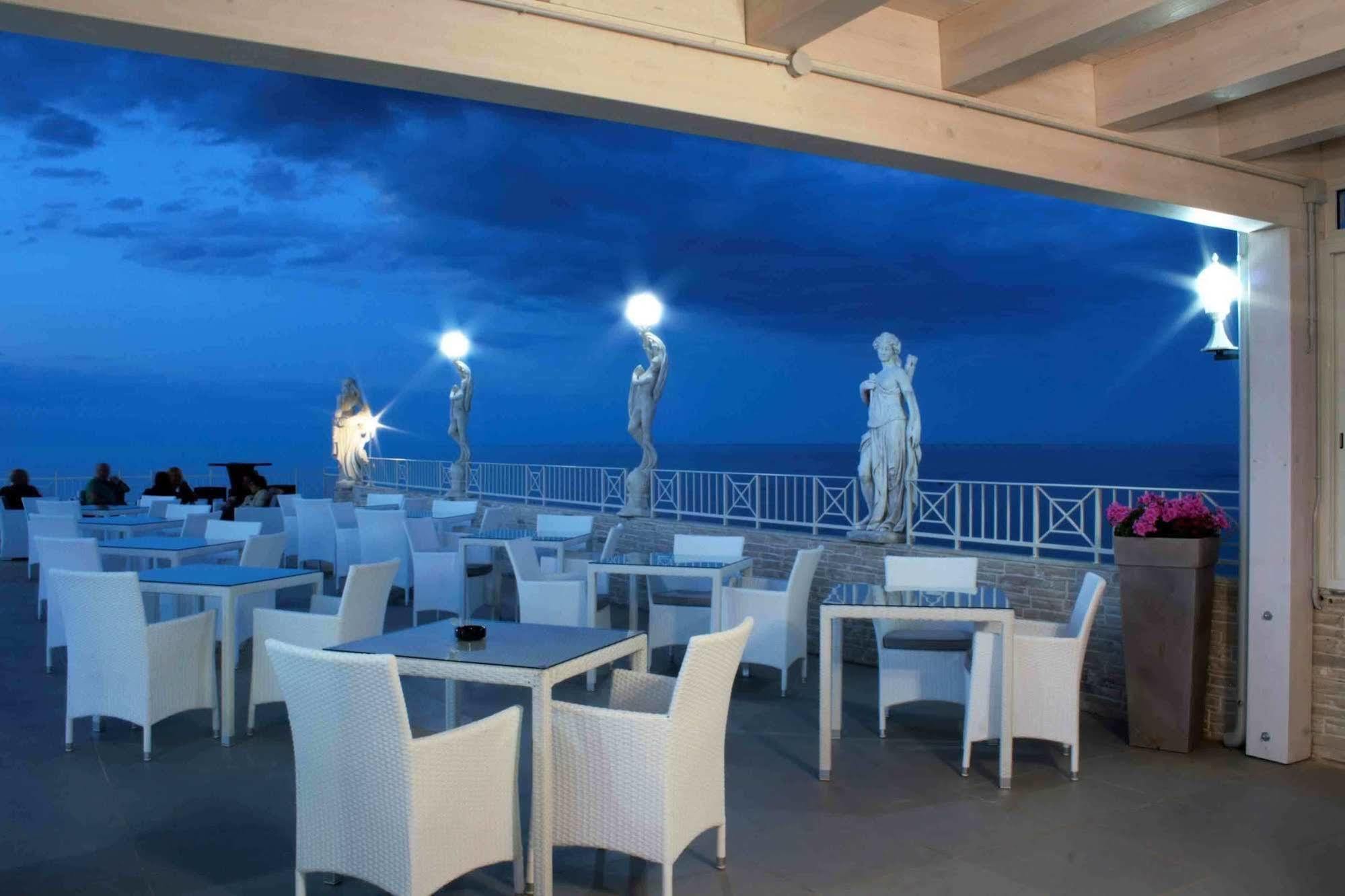 Gfh - Hotel Sole Resort & Spa Marotta Exteriér fotografie